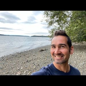 Meet your Posher, Roy